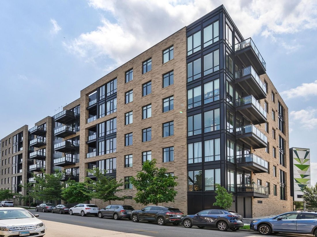 Condo in Chicago, Illinois, United States 1 - 18874051