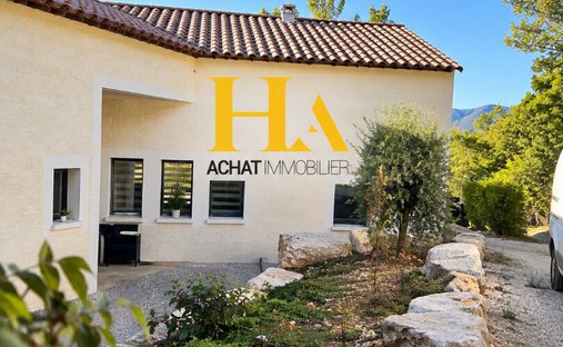 Villa en Laroque, Occitania, Francia 1