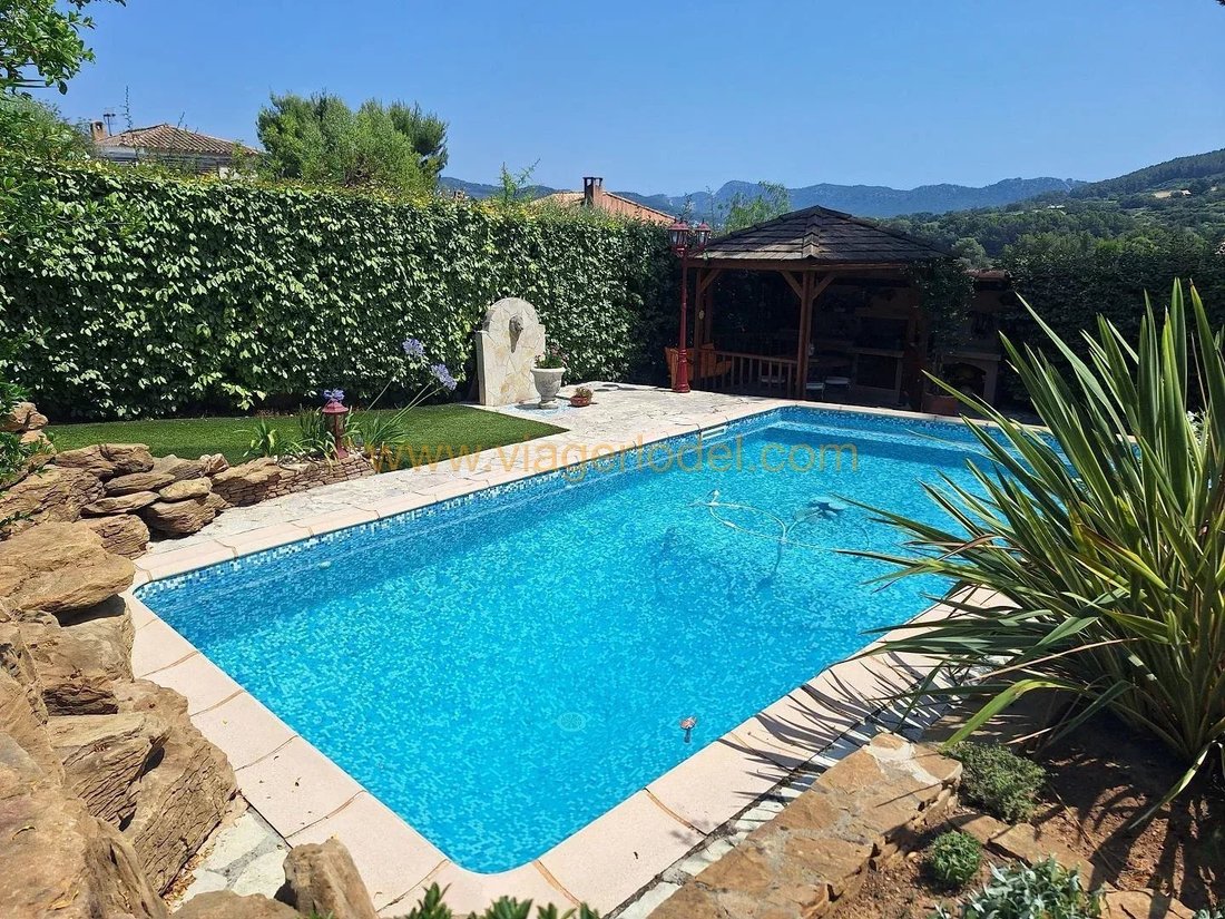 House in La Cadiere-d'Azur, Provence-Alpes-Côte d'Azur, France 1 - 18872233