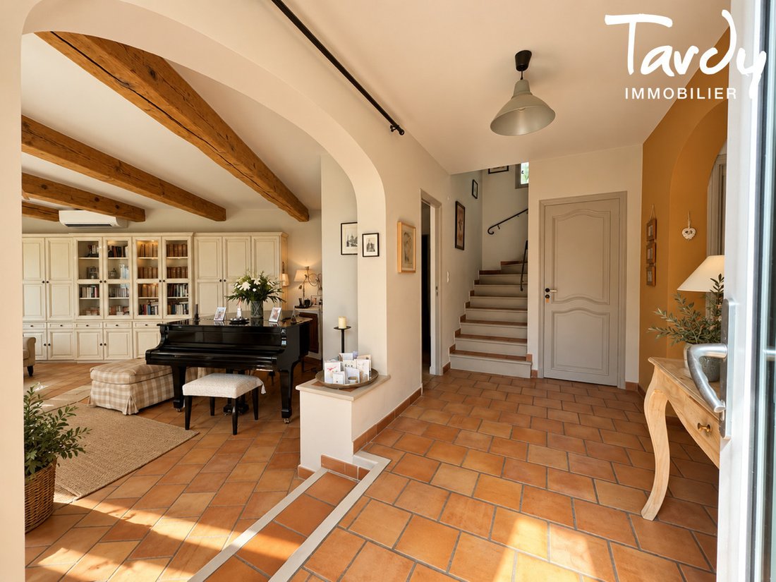 Villa en Nord Est, Ollioules, Francia 3 - 18872248