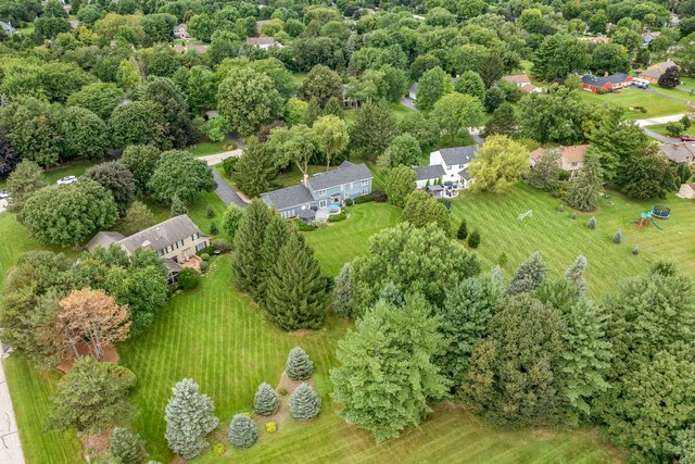 House in Village of Lakewood, Illinois, United States 5 - 18871585