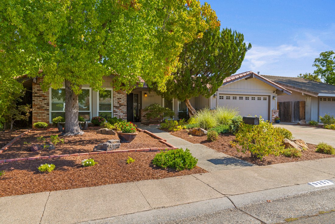 Casa a Fair Oaks, California, Stati Uniti 1 - 18873034