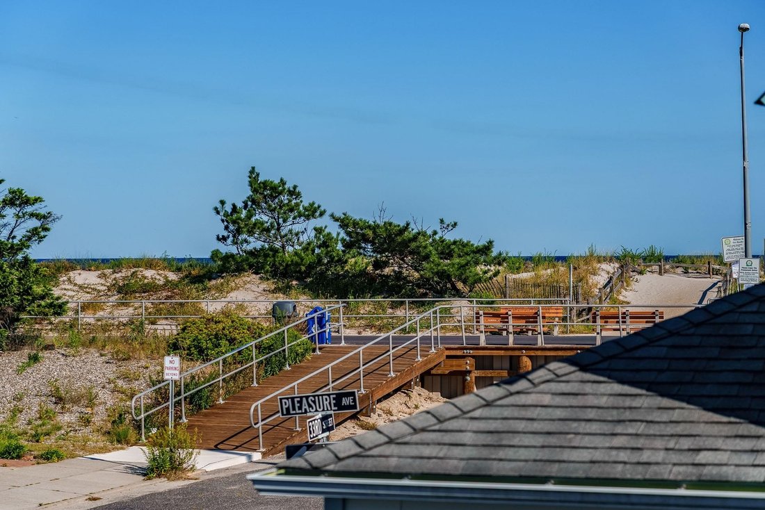 Condo in Sea Isle City, New Jersey, United States 5 - 18871138