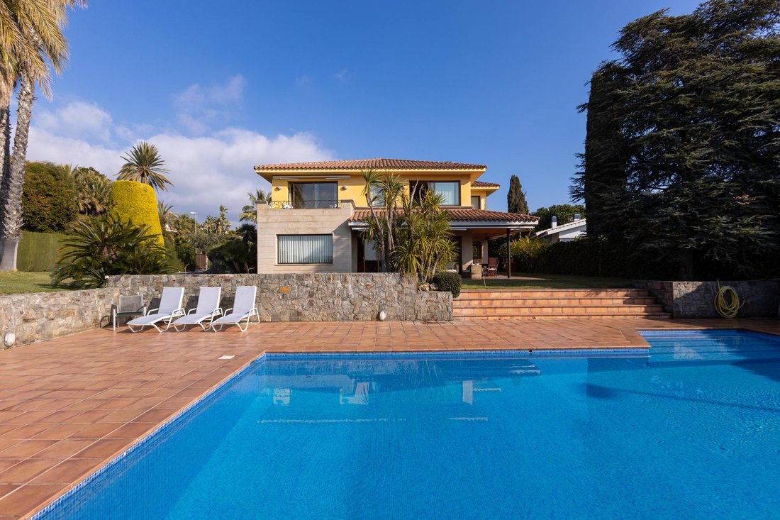 Villa à Alella, Catalogne, Espagne 1 - 18871237