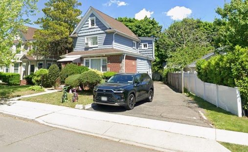 House in Lynbrook, New York, United States 1