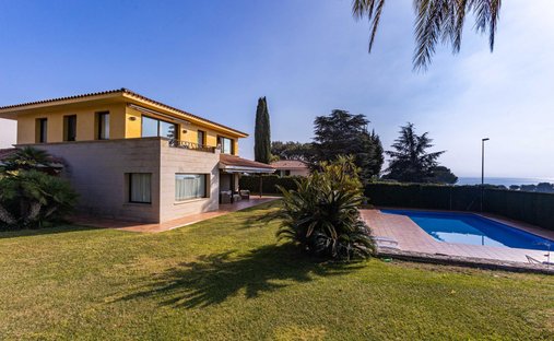 Villa en Alella, Cataluña, España 1