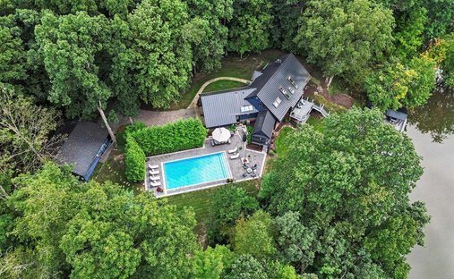 House in Alto, Michigan, United States 1