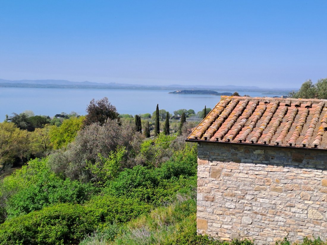 Casa en Passignano sul Trasimeno, Umbría, Italia 5 - 18875328