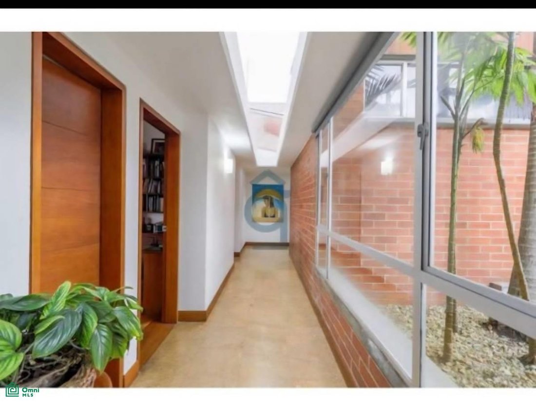 Casa en Envigado, Antioquia, Colombia 4 - 17731403