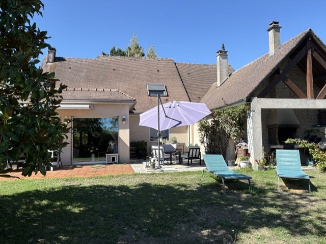 House in Ouest, Saint-Arnoult-en-Yvelines, France 2 - 18872058