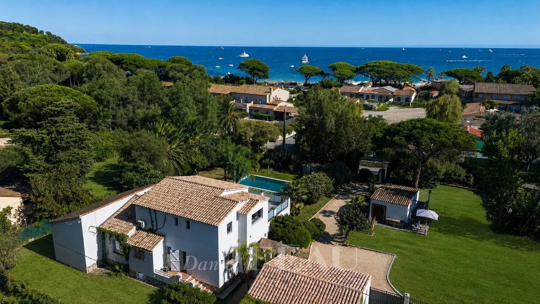 Villa in Französische Riviera, Provence-Alpes-Côte d'Azur, Frankreich 1 - 18872038