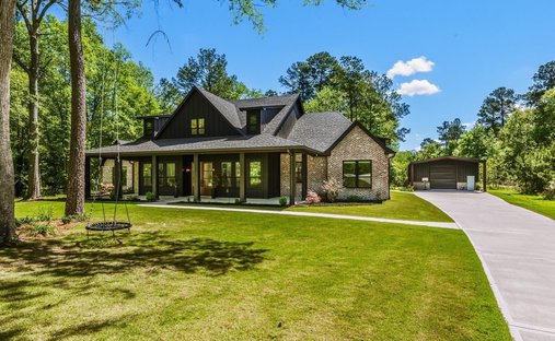House in New Waverly, Texas, United States 1