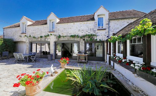 Villa a Montigny-sur-Loing, Isola di Francia, Francia 1