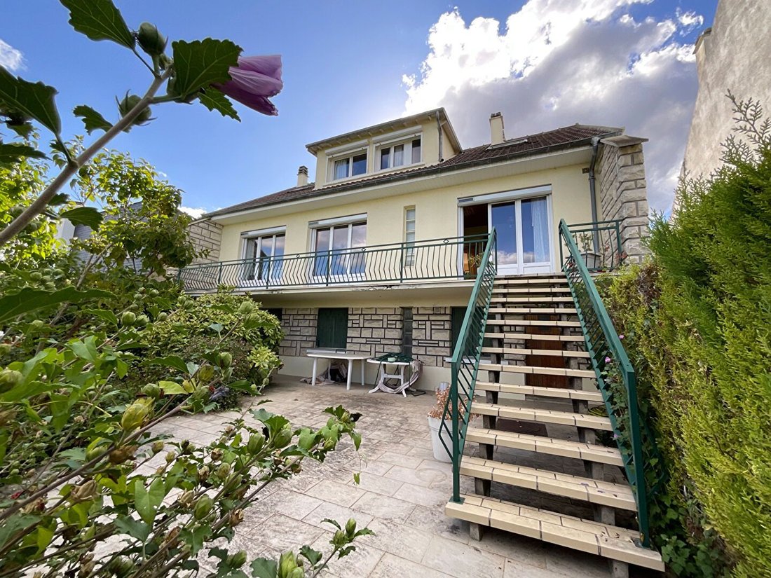 House in Maurecourt, Ile-de-France, France 1 - 18875063