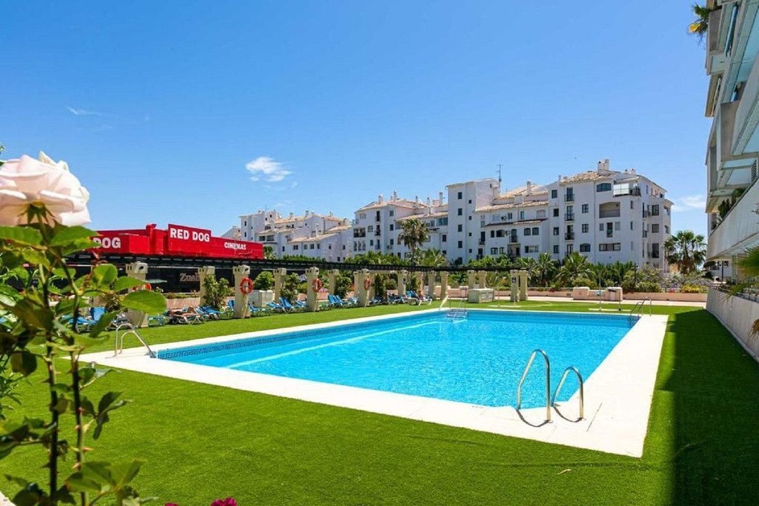 Apartment in Puerto Banus, Marbella, Spain 3 - 18871663