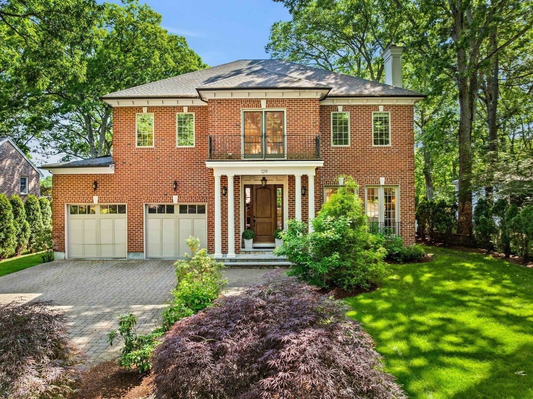 House in Brookline, Massachusetts, United States 3 - 18123278