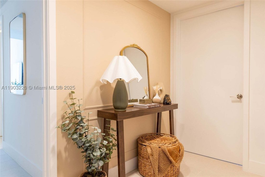Condo in Miami, Florida, United States 5 - 16638498