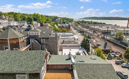 Condo in Irvington, New York, United States 1
