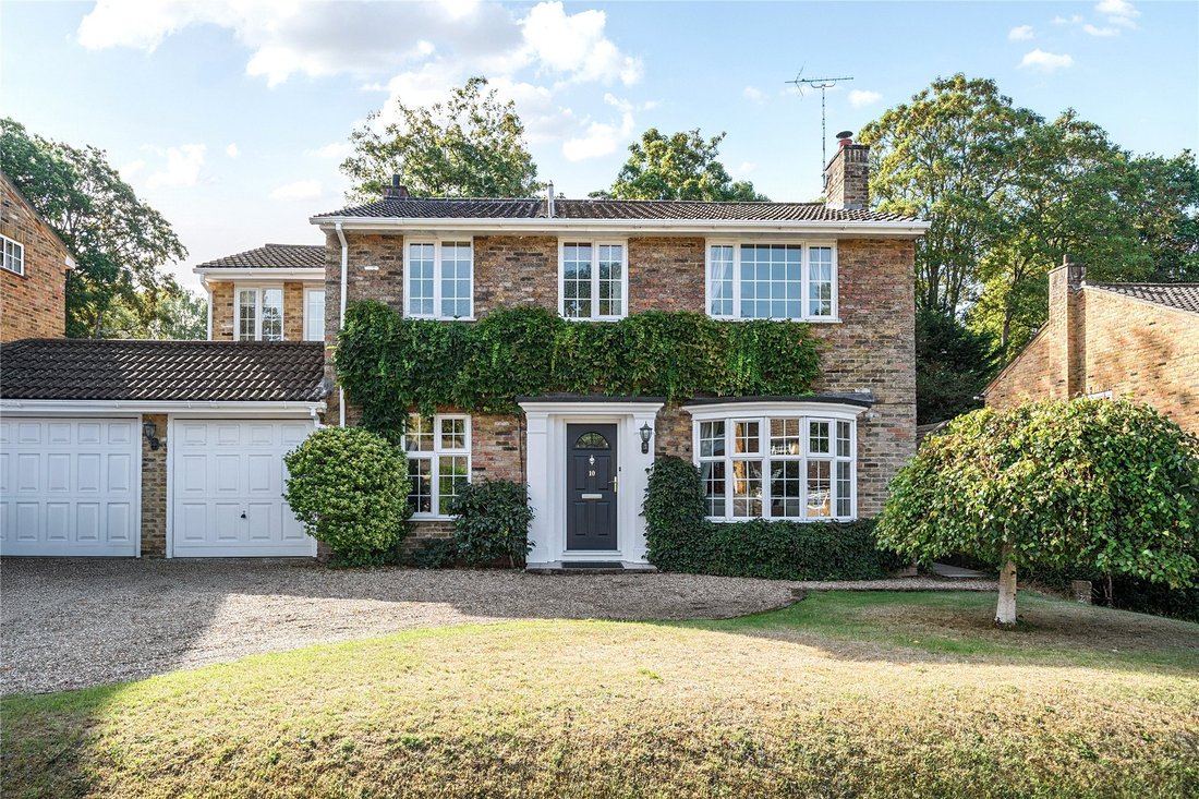 Haus in York Town, Surrey Heath, England 1 - 18873491