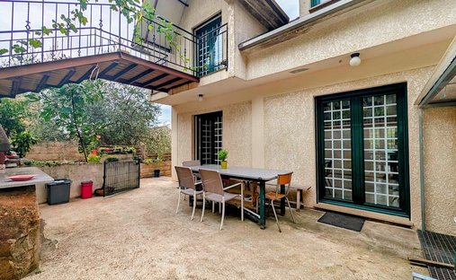 House in Saulx-les-Chartreux, Ile-de-France, France 1