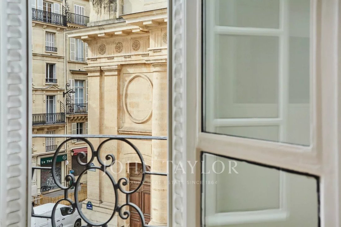Wohnung in Triangle d'Or, Paris 8e Arrondissement, Paris 3 - 18872590