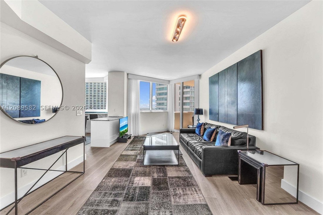 Condo in Miami Beach, Florida, United States 3 - 18873863