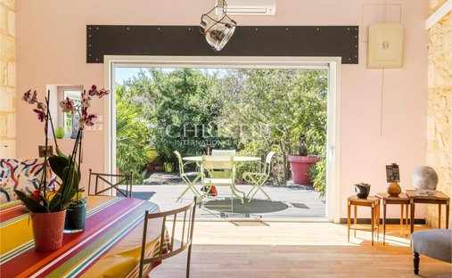 House in Saint Bruno-Saint Augustin, Bordeaux, France 1