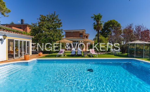 House in Bellaterra, Cerdanyola del Valles, Catalonia 1