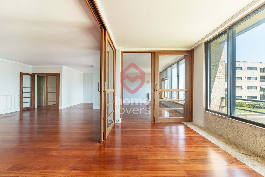 Apartment in Matosinhos e Leca da Palmeira, Porto District, Portugal 5 - 18875075