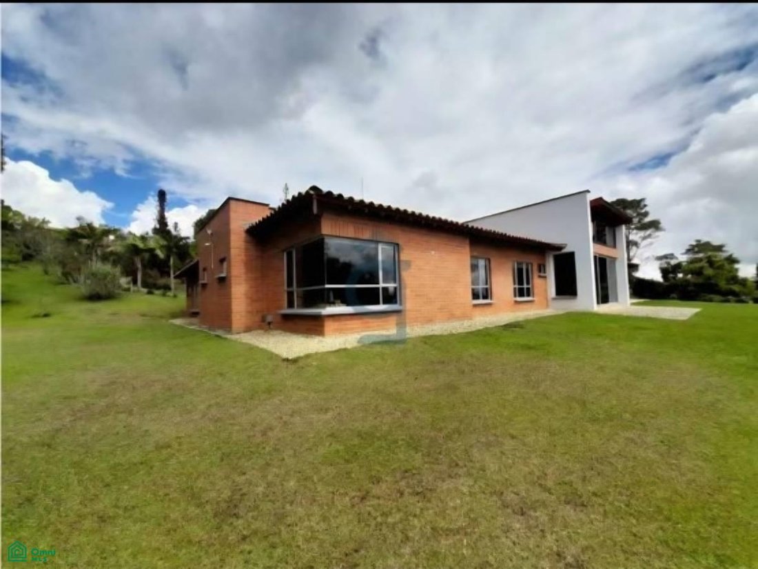 Casa en Envigado, Antioquia, Colombia 1 - 17731403