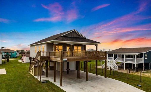 House in Bolivar Peninsula, Texas, United States 1