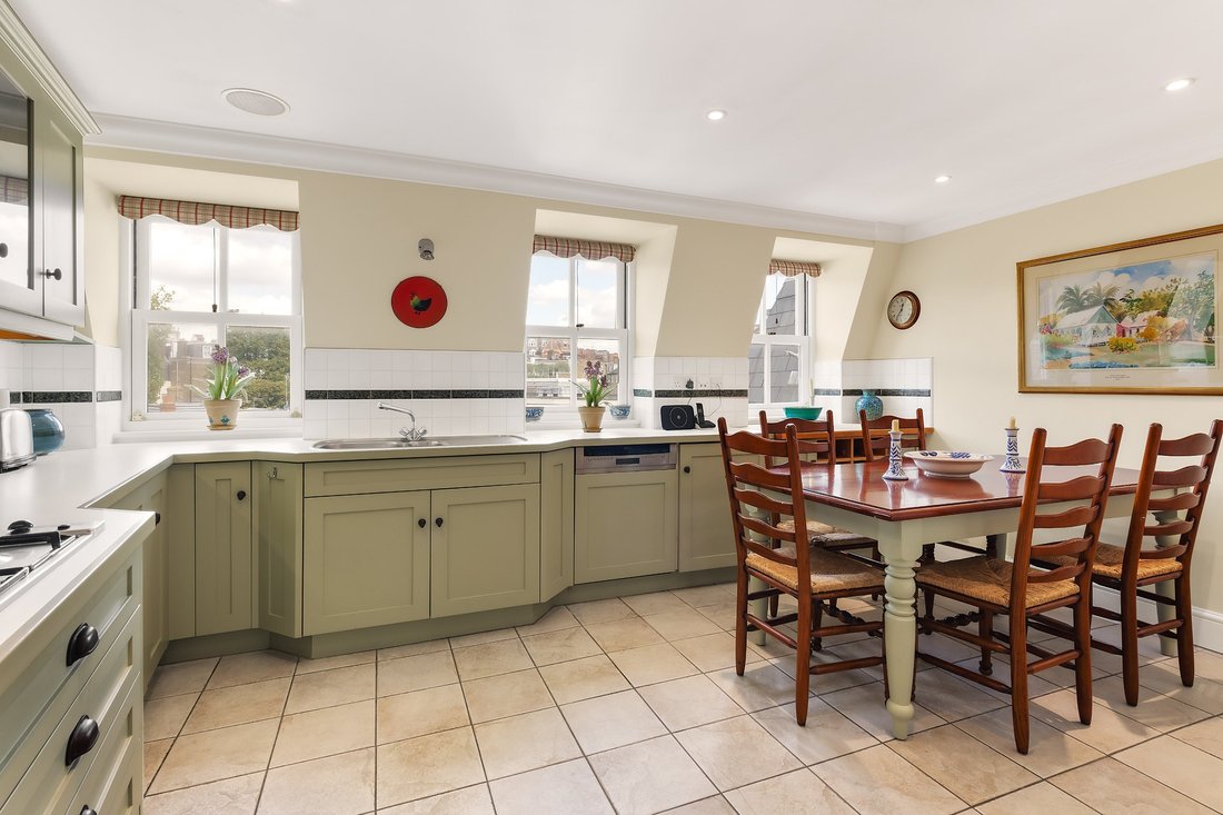 Appartamento in Campden Hill, Kensington e Chelsea, Inghilterra 4 - 18870764