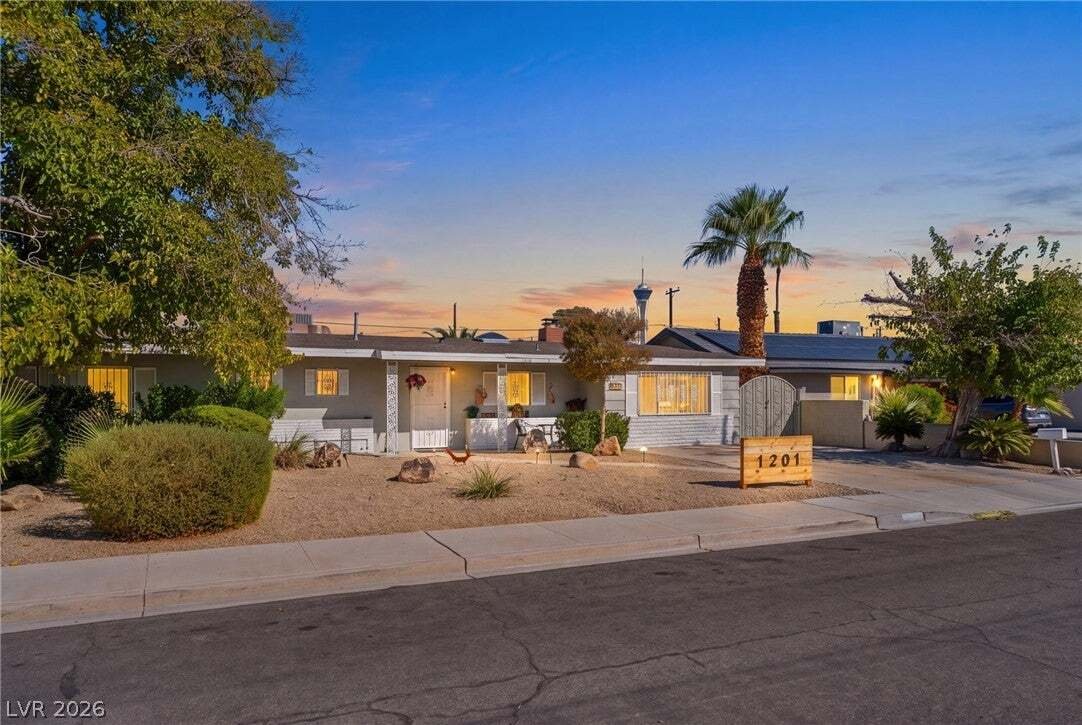 House in Las Vegas, Nevada, United States 1 - 18873547