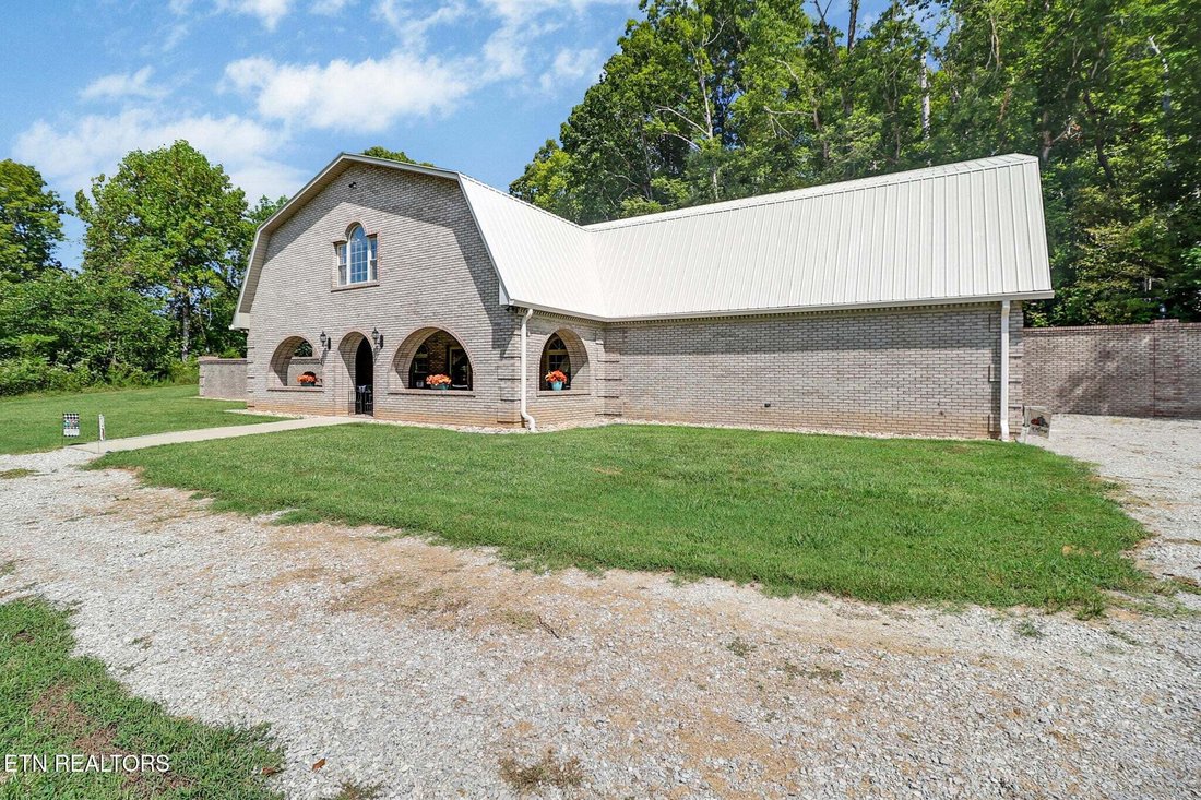 House in Pall Mall, Tennessee, United States 1 - 18870615