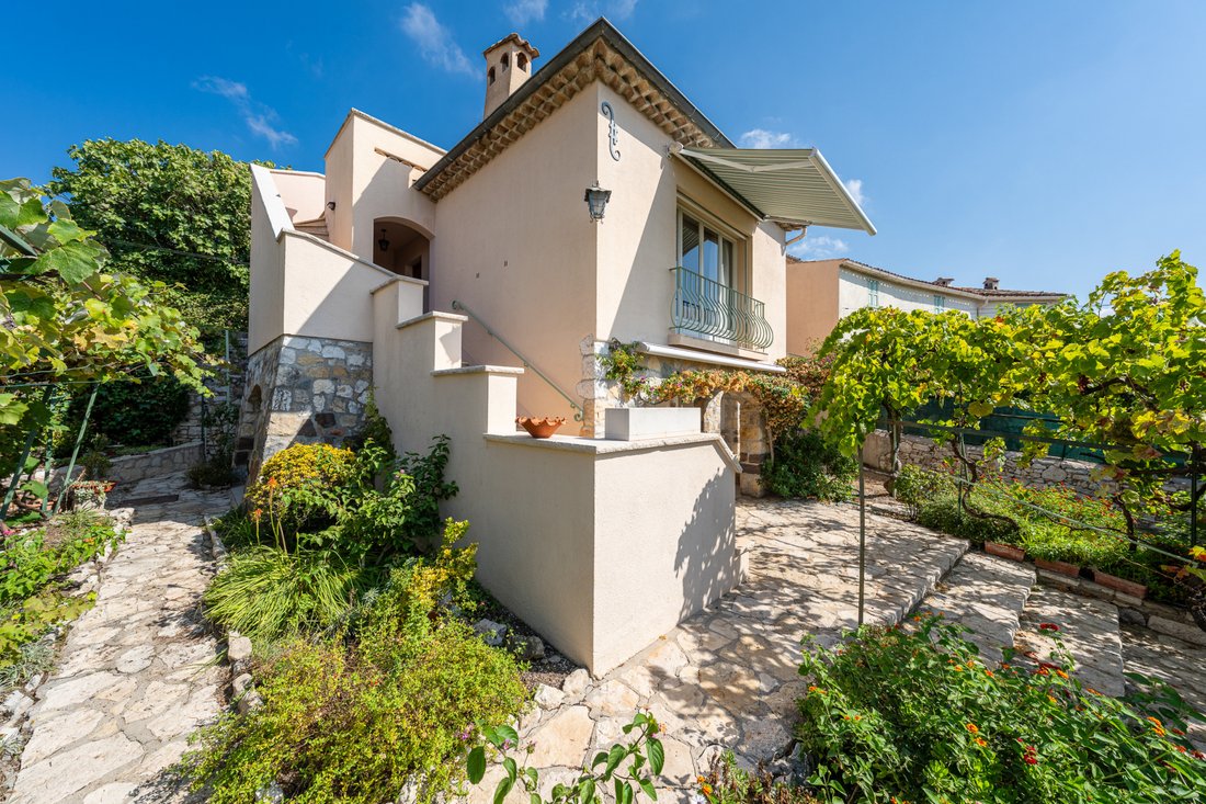 Villa in Centre du Village, La Colle-sur-Loup, France 4 - 18875136