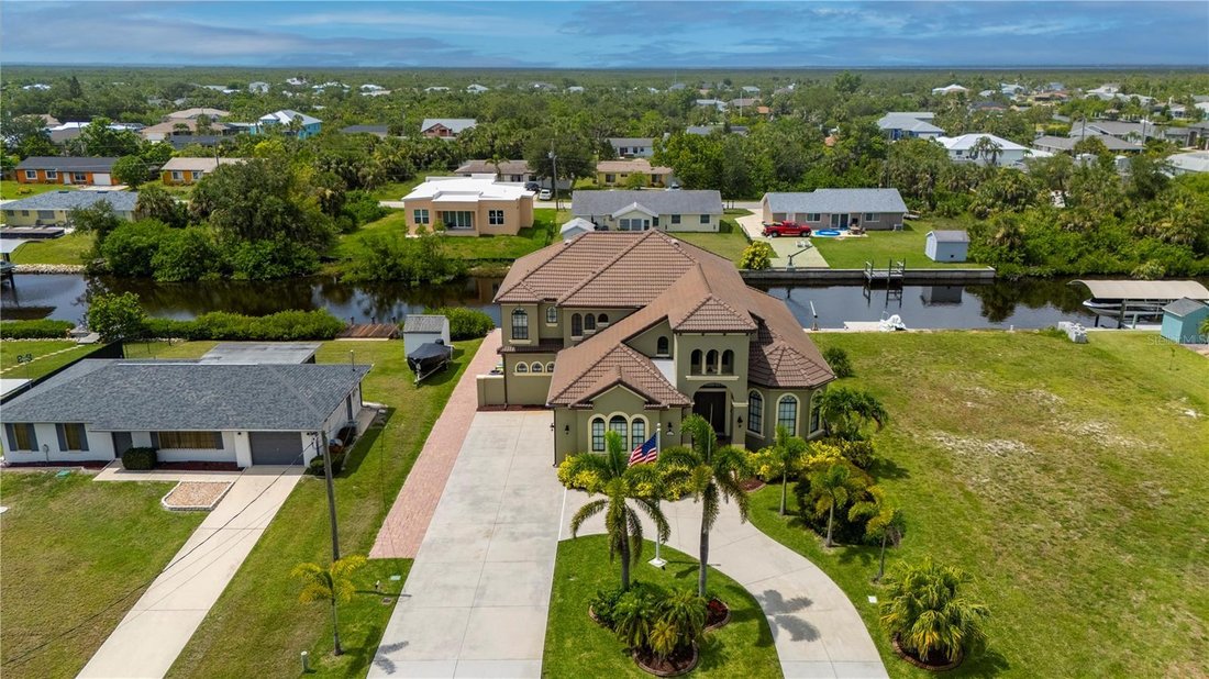 Casa a Port Charlotte, Florida, Stati Uniti 3 - 18873385