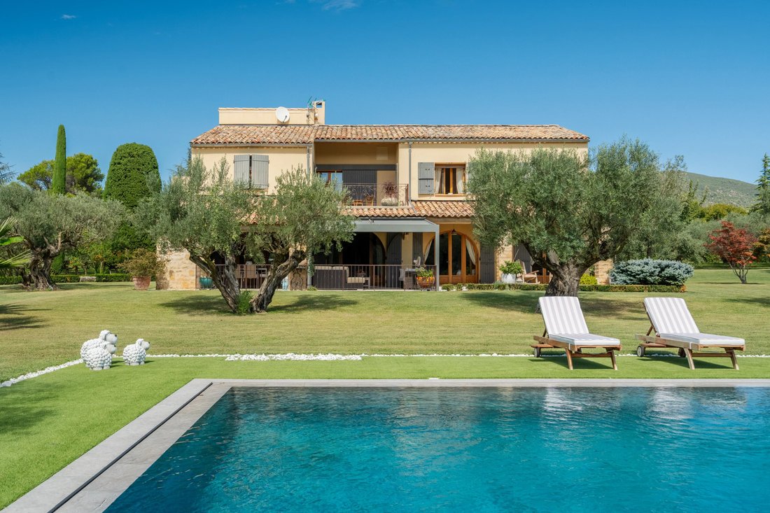 Casa en Lourmarin, Provenza-Alpes-Costa Azul, Francia 2 - 18871217