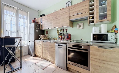 House in Centre, Nanterre, France 1