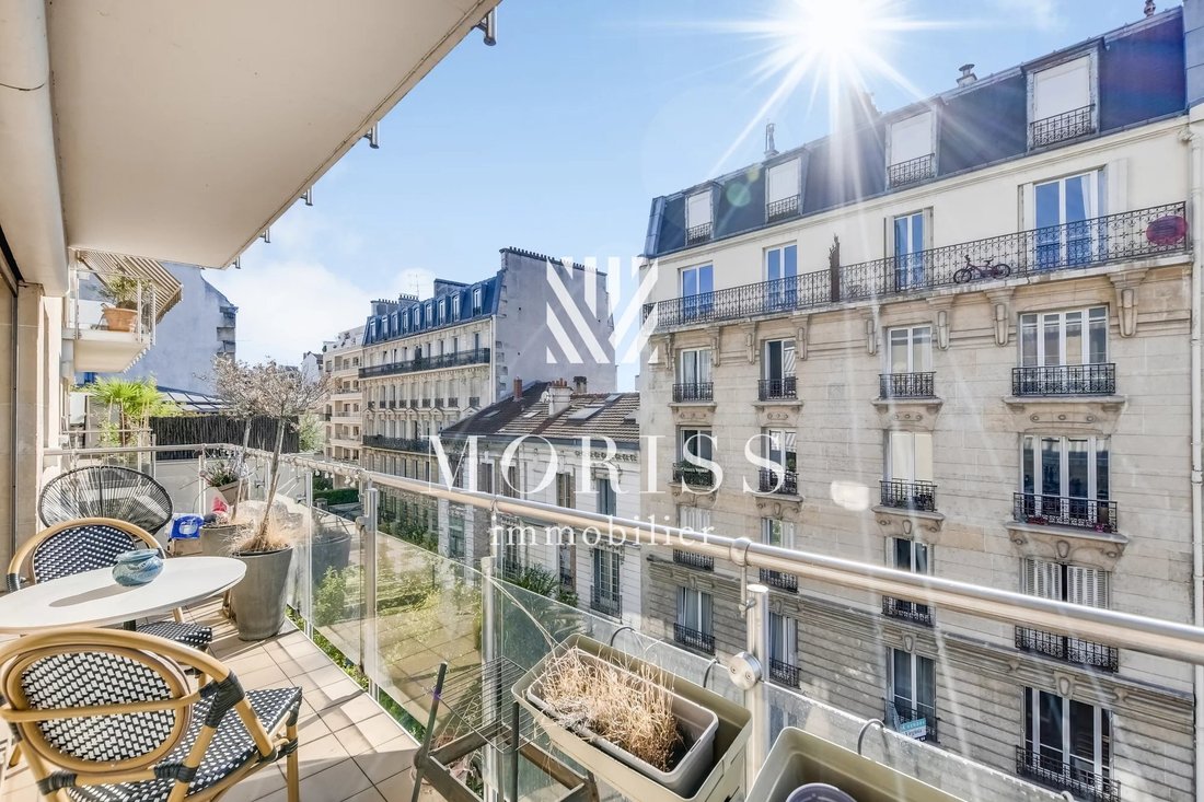 Apartment in Daumesnil, Saint-Mande, France 1 - 18874985