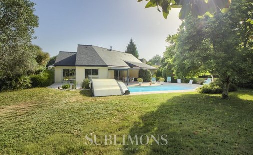 Maison à Centre Peri, Saint-Avé, France 1