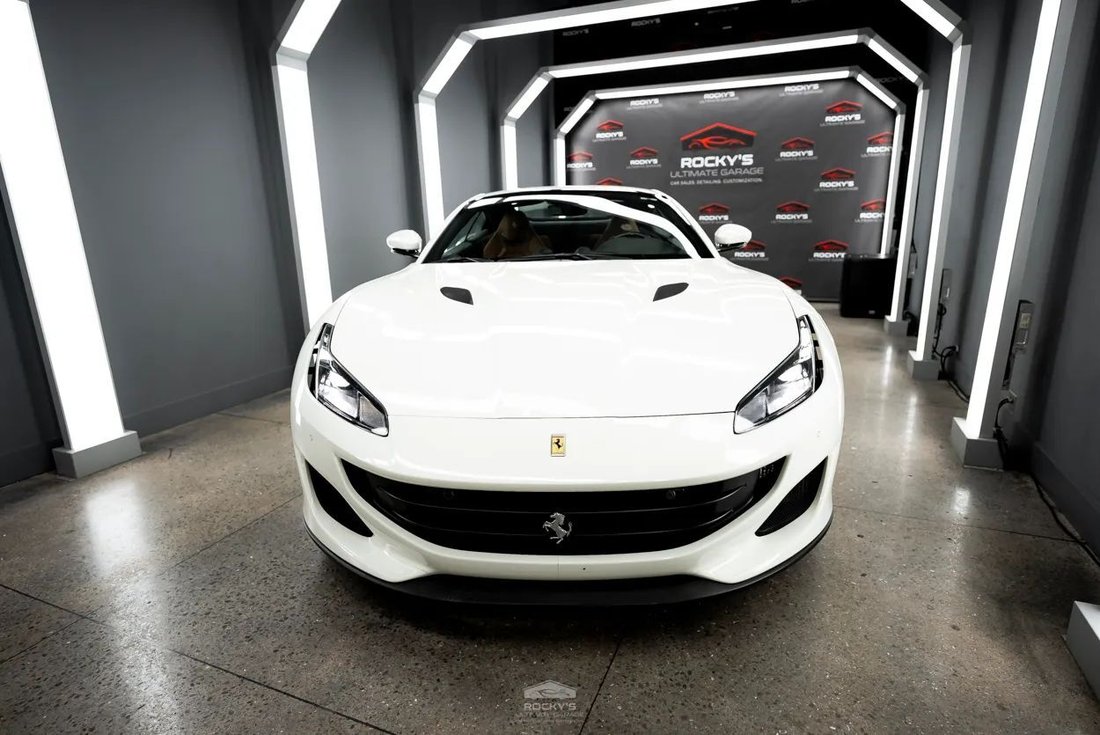 Cabriolet in West Palm Beach, FL, United States 4 - 18875481