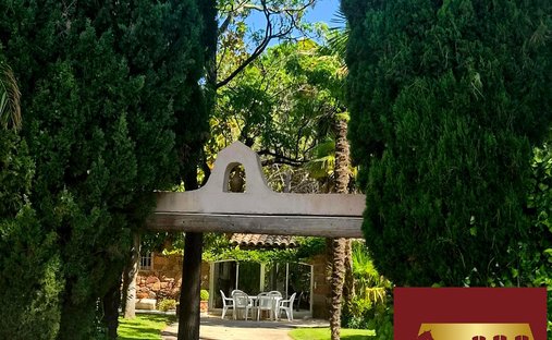 Villa en La Bouverie, Roquebrune-sur-Argens, Francia 1