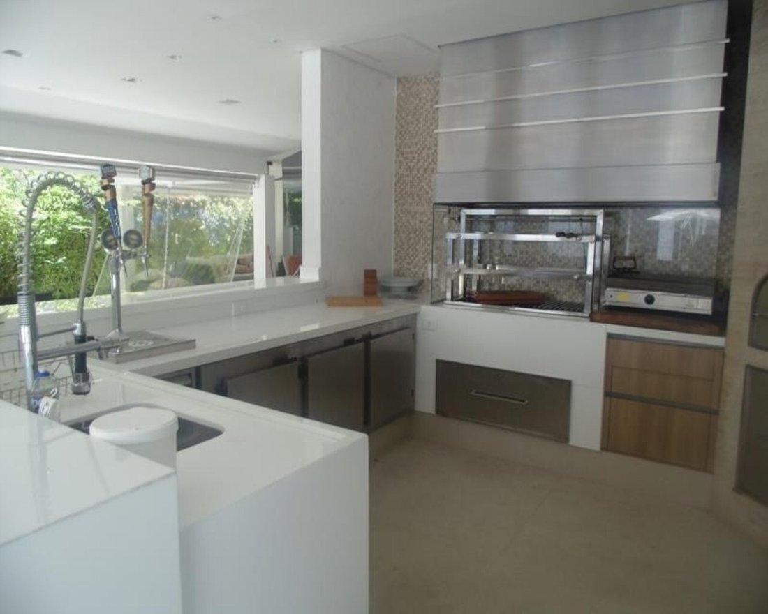Condo in Guarujá, State of São Paulo, Brazil 5 - 18871236
