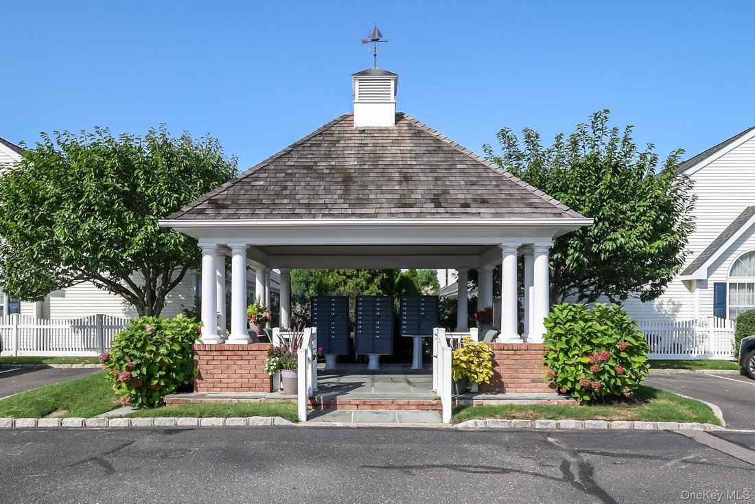 Condominio a Bay Shore, New York, Stati Uniti 3 - 18872898