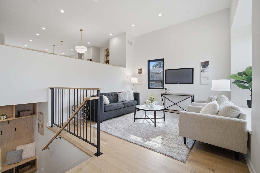 Townhouse in Highwood, Illinois, United States 5 - 18871374