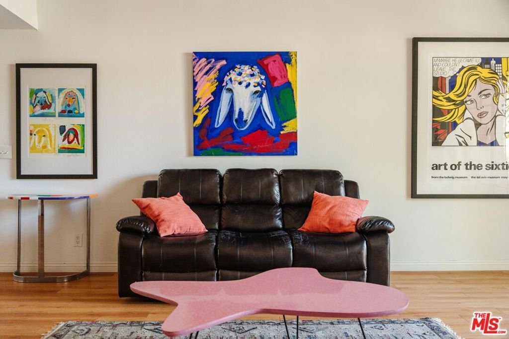 Condo in Los Angeles, California, United States 3 - 18873525