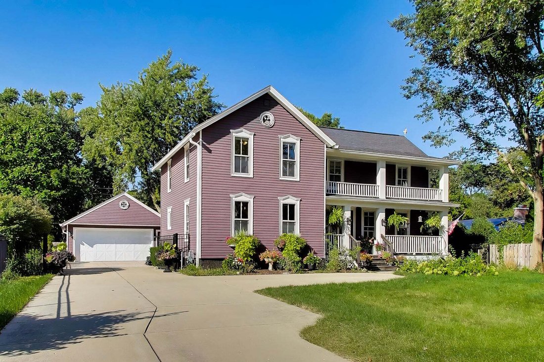 House in Arlington Heights, Illinois, United States 3 - 18871351