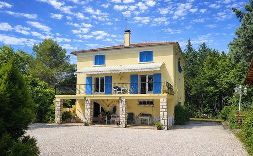 House in Besse-sur-Issole, Provence-Alpes-Côte d'Azur, France 1