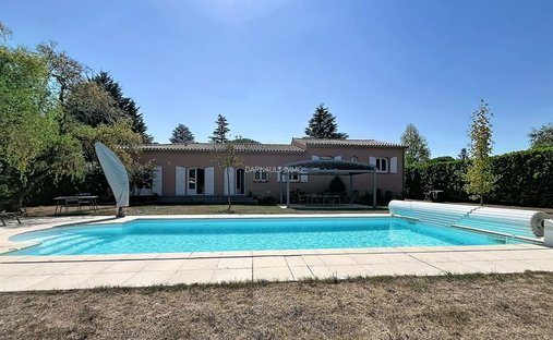 House in Saint Clair-Coteaux, Balma, France 1