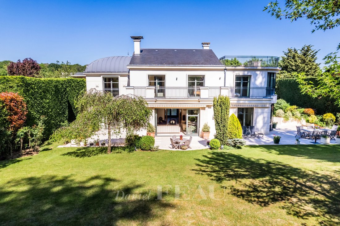 Haus in Thierry-Saint-Cloud, Ville-d'Avray, Frankreich 1 - 15541193